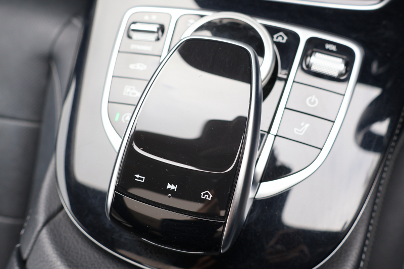 メルセデスベンツ Eクラス E220d 4MATIC ｵｰﾙﾃﾚｲﾝ　 中期型 ｴｸｽｸﾙｰｼﾌﾞPKG ﾚｰﾀﾞｰｾｰﾌﾃｨPKG ｴｱﾊﾞﾗﾝｽPKG ﾊﾟﾉﾗﾏSR ｷｰﾚｽGO ﾌﾞﾗｯｸ革 ｼｰﾄﾋｰﾀｰ ﾍﾞﾝﾁﾚｰﾀｰ 12.3ｲﾝﾁﾅﾋﾞ地ﾃﾞｼﾞ 360°ｶﾒﾗ Burmester Applecarplay 電動Rｹﾞｰﾄ HUD 専用19ｲﾝﾁAW　2年保証