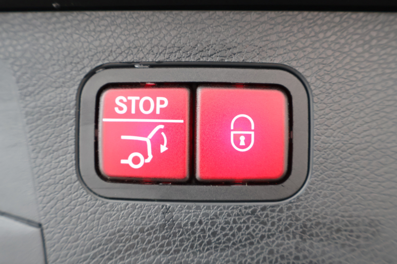 メルセデスベンツ Eクラス E220d 4MATIC ｵｰﾙﾃﾚｲﾝ　 中期型 ｴｸｽｸﾙｰｼﾌﾞPKG ﾚｰﾀﾞｰｾｰﾌﾃｨPKG ｴｱﾊﾞﾗﾝｽPKG ﾊﾟﾉﾗﾏSR ｷｰﾚｽGO ﾌﾞﾗｯｸ革 ｼｰﾄﾋｰﾀｰ ﾍﾞﾝﾁﾚｰﾀｰ 12.3ｲﾝﾁﾅﾋﾞ地ﾃﾞｼﾞ 360°ｶﾒﾗ Burmester Applecarplay 電動Rｹﾞｰﾄ HUD 専用19ｲﾝﾁAW　2年保証