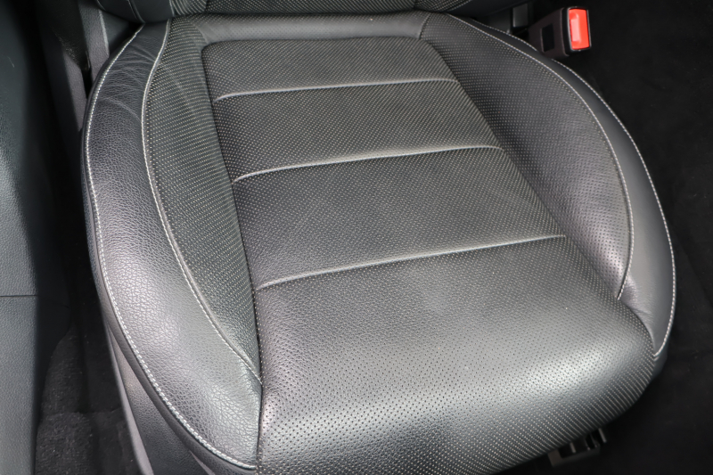 メルセデスベンツ Eクラス E220d 4MATIC ｵｰﾙﾃﾚｲﾝ　 中期型 ｴｸｽｸﾙｰｼﾌﾞPKG ﾚｰﾀﾞｰｾｰﾌﾃｨPKG ｴｱﾊﾞﾗﾝｽPKG ﾊﾟﾉﾗﾏSR ｷｰﾚｽGO ﾌﾞﾗｯｸ革 ｼｰﾄﾋｰﾀｰ ﾍﾞﾝﾁﾚｰﾀｰ 12.3ｲﾝﾁﾅﾋﾞ地ﾃﾞｼﾞ 360°ｶﾒﾗ Burmester Applecarplay 電動Rｹﾞｰﾄ HUD 専用19ｲﾝﾁAW　2年保証