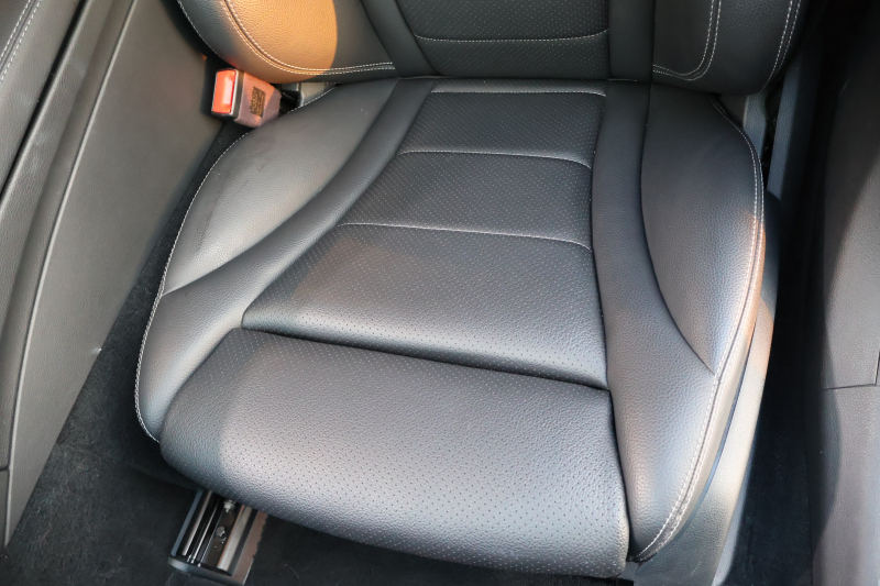 メルセデスベンツ Cクラス C200 ｽﾃｰｼｮﾝﾜｺﾞﾝ ﾛｰﾚｳｽED ｽﾎﾟｰﾂﾌﾟﾗｽPKG 　後期型 AMGｽﾀｲﾘﾝｸﾞPKG ﾚｰﾀﾞｰｾｰﾌﾃｨPKG 黒革 ｼｰﾄﾋｰﾀｰ 純正10.25ｲﾝﾁﾅﾋﾞ地ﾃﾞｼﾞ ｺｯｸﾋﾟｯﾄDisp AppleCarPlay Bﾓﾆﾀｰ 電動Rｹﾞｰﾄ ﾌｯﾄﾄﾗﾝｸOP HUD AMG18ｲﾝﾁAW　2年保証