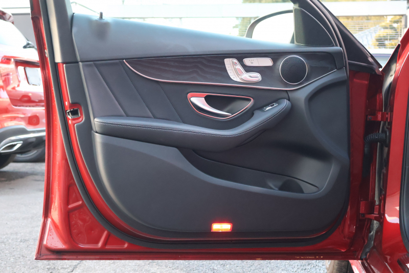 メルセデスベンツ Cクラス C200 ｽﾃｰｼｮﾝﾜｺﾞﾝ ﾛｰﾚｳｽED ｽﾎﾟｰﾂﾌﾟﾗｽPKG 　後期型 AMGｽﾀｲﾘﾝｸﾞPKG ﾚｰﾀﾞｰｾｰﾌﾃｨPKG 黒革 ｼｰﾄﾋｰﾀｰ 純正10.25ｲﾝﾁﾅﾋﾞ地ﾃﾞｼﾞ ｺｯｸﾋﾟｯﾄDisp AppleCarPlay Bﾓﾆﾀｰ 電動Rｹﾞｰﾄ ﾌｯﾄﾄﾗﾝｸOP HUD AMG18ｲﾝﾁAW　2年保証