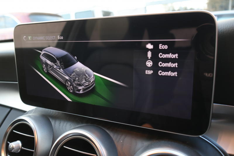 メルセデスベンツ Cクラス C200 ｽﾃｰｼｮﾝﾜｺﾞﾝ ﾛｰﾚｳｽED ｽﾎﾟｰﾂﾌﾟﾗｽPKG 　後期型 AMGｽﾀｲﾘﾝｸﾞPKG ﾚｰﾀﾞｰｾｰﾌﾃｨPKG 黒革 ｼｰﾄﾋｰﾀｰ 純正10.25ｲﾝﾁﾅﾋﾞ地ﾃﾞｼﾞ ｺｯｸﾋﾟｯﾄDisp AppleCarPlay Bﾓﾆﾀｰ 電動Rｹﾞｰﾄ ﾌｯﾄﾄﾗﾝｸOP HUD AMG18ｲﾝﾁAW　2年保証