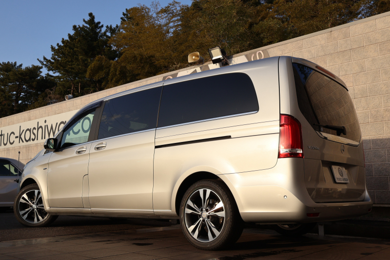 メルセデスベンツ Vクラス V220d AVG ｴｸｽﾄﾗﾛﾝｸﾞ　ｱﾊﾞﾝｷﾞｬﾙﾄﾞﾗｲﾝ ﾚｰﾀﾞｰｾｰﾌﾃｨPKG 1ｵｰﾅｰ 黒革ｼｰﾄ  ｼｰﾄﾋｰﾀ 純正ﾅﾋﾞ地ﾃﾞｼﾞ 360度ｶﾒﾗ Burmesterｻﾗｳﾝﾄﾞ 電動Rｹﾞｰﾄ 電動ﾃﾞｭｱﾙｽﾗｲﾄﾞﾄﾞｱ ｶﾛｯﾂｪﾘｱ製ﾌﾘｯﾌﾟﾀﾞｳﾝﾓﾆﾀｰ  純正18ｲﾝﾁAW　2年保証