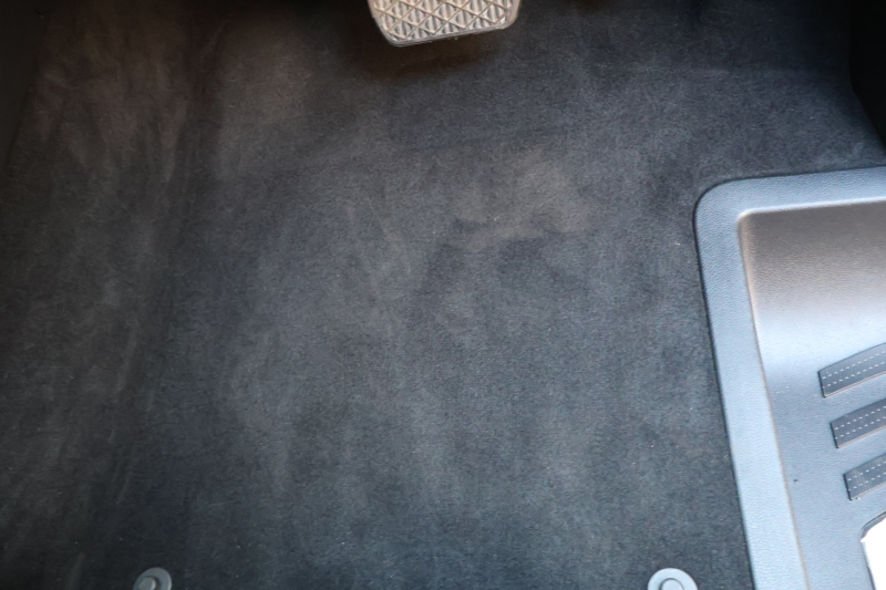 メルセデスベンツ Vクラス V220d AVG ｴｸｽﾄﾗﾛﾝｸﾞ　ｱﾊﾞﾝｷﾞｬﾙﾄﾞﾗｲﾝ ﾚｰﾀﾞｰｾｰﾌﾃｨPKG 1ｵｰﾅｰ 黒革ｼｰﾄ  ｼｰﾄﾋｰﾀ 純正ﾅﾋﾞ地ﾃﾞｼﾞ 360度ｶﾒﾗ Burmesterｻﾗｳﾝﾄﾞ 電動Rｹﾞｰﾄ 電動ﾃﾞｭｱﾙｽﾗｲﾄﾞﾄﾞｱ ｶﾛｯﾂｪﾘｱ製ﾌﾘｯﾌﾟﾀﾞｳﾝﾓﾆﾀｰ  純正18ｲﾝﾁAW　2年保証