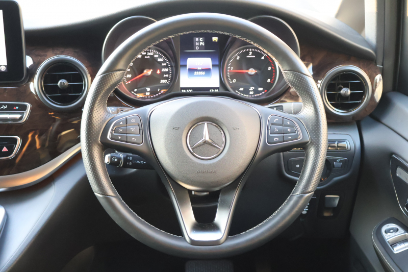 メルセデスベンツ Vクラス V220d AVG ｴｸｽﾄﾗﾛﾝｸﾞ　ｱﾊﾞﾝｷﾞｬﾙﾄﾞﾗｲﾝ ﾚｰﾀﾞｰｾｰﾌﾃｨPKG 1ｵｰﾅｰ 黒革ｼｰﾄ  ｼｰﾄﾋｰﾀ 純正ﾅﾋﾞ地ﾃﾞｼﾞ 360度ｶﾒﾗ Burmesterｻﾗｳﾝﾄﾞ 電動Rｹﾞｰﾄ 電動ﾃﾞｭｱﾙｽﾗｲﾄﾞﾄﾞｱ ｶﾛｯﾂｪﾘｱ製ﾌﾘｯﾌﾟﾀﾞｳﾝﾓﾆﾀｰ  純正18ｲﾝﾁAW　2年保証