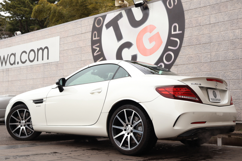 AMG SLC SLC43　AMGﾅｲﾄPKG AMGｽﾀｲﾘﾝｸﾞPKG ﾚｰﾀﾞｰｾｰﾌﾃｨPKG ﾏｼﾞｯｸｽｶｲｺﾝﾄﾛｰﾙﾊﾞﾘｵR 黒ﾅｯﾊﾟ革 ｼｰﾄﾋｰﾀｰ ｴｱｽｶｰﾌ 純正ﾅﾋﾞ地ﾃﾞｼﾞ harman/kardon Bﾓﾆﾀｰ  LEDﾍｯﾄﾞ AMGﾊﾟﾌｫｰﾏﾝｽｽﾃｱ AMG18AW　2年保証