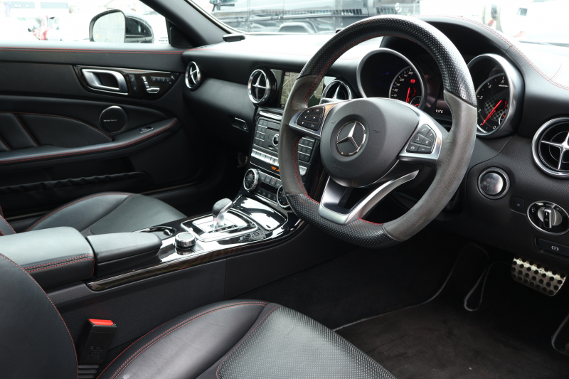 AMG SLC SLC43　AMGﾅｲﾄPKG AMGｽﾀｲﾘﾝｸﾞPKG ﾚｰﾀﾞｰｾｰﾌﾃｨPKG ﾏｼﾞｯｸｽｶｲｺﾝﾄﾛｰﾙﾊﾞﾘｵR 黒ﾅｯﾊﾟ革 ｼｰﾄﾋｰﾀｰ ｴｱｽｶｰﾌ 純正ﾅﾋﾞ地ﾃﾞｼﾞ harman/kardon Bﾓﾆﾀｰ  LEDﾍｯﾄﾞ AMGﾊﾟﾌｫｰﾏﾝｽｽﾃｱ AMG18AW　2年保証