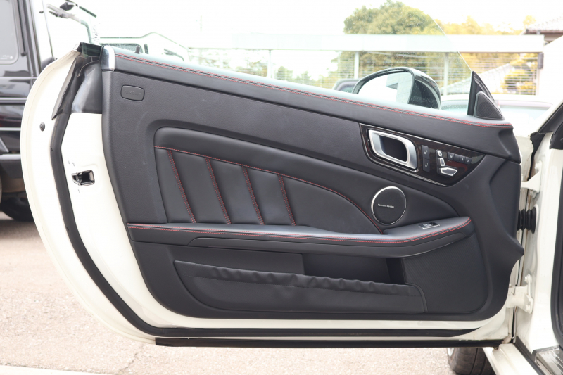 AMG SLC SLC43　AMGﾅｲﾄPKG AMGｽﾀｲﾘﾝｸﾞPKG ﾚｰﾀﾞｰｾｰﾌﾃｨPKG ﾏｼﾞｯｸｽｶｲｺﾝﾄﾛｰﾙﾊﾞﾘｵR 黒ﾅｯﾊﾟ革 ｼｰﾄﾋｰﾀｰ ｴｱｽｶｰﾌ 純正ﾅﾋﾞ地ﾃﾞｼﾞ harman/kardon Bﾓﾆﾀｰ  LEDﾍｯﾄﾞ AMGﾊﾟﾌｫｰﾏﾝｽｽﾃｱ AMG18AW　2年保証