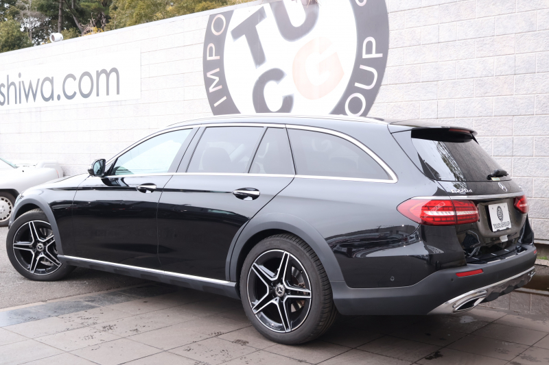 メルセデスベンツ Eクラス E220d 4MATIC ｵｰﾙﾃﾚｲﾝ　後期型 ｴｸｽｸﾙｰｼﾌﾞPKG ｴﾅｼﾞｬｲｼﾞﾝｸﾞPKG ﾚｰﾀﾞｰｾｰﾌﾃｨPKG ﾊﾟﾉﾗﾏSR ﾌﾞﾗｯｸ革 ｼｰﾄﾋｰﾀ ﾍﾞﾝﾁﾚｰﾀ 360°ｶﾒﾗ MBUX ARﾅﾋﾞｹﾞｰｼｮﾝ Burmester ﾜｲﾔﾚｽﾁｬｰｼﾞﾝｸﾞ HUD ｴｱｻｽ 純正19ｲﾝﾁAW　2年保証