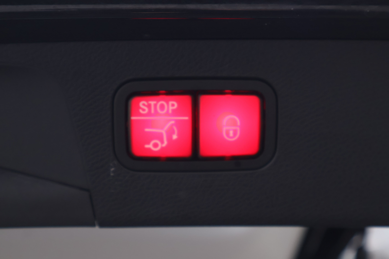 メルセデスベンツ Eクラス E220d 4MATIC ｵｰﾙﾃﾚｲﾝ　後期型 ｴｸｽｸﾙｰｼﾌﾞPKG ｴﾅｼﾞｬｲｼﾞﾝｸﾞPKG ﾚｰﾀﾞｰｾｰﾌﾃｨPKG ﾊﾟﾉﾗﾏSR ﾌﾞﾗｯｸ革 ｼｰﾄﾋｰﾀ ﾍﾞﾝﾁﾚｰﾀ 360°ｶﾒﾗ MBUX ARﾅﾋﾞｹﾞｰｼｮﾝ Burmester ﾜｲﾔﾚｽﾁｬｰｼﾞﾝｸﾞ HUD ｴｱｻｽ 純正19ｲﾝﾁAW　2年保証