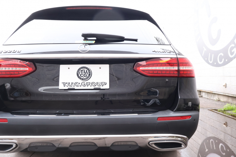 メルセデスベンツ Eクラス E220d 4MATIC ｵｰﾙﾃﾚｲﾝ　後期型 ｴｸｽｸﾙｰｼﾌﾞPKG ｴﾅｼﾞｬｲｼﾞﾝｸﾞPKG ﾚｰﾀﾞｰｾｰﾌﾃｨPKG ﾊﾟﾉﾗﾏSR ﾌﾞﾗｯｸ革 ｼｰﾄﾋｰﾀ ﾍﾞﾝﾁﾚｰﾀ 360°ｶﾒﾗ MBUX ARﾅﾋﾞｹﾞｰｼｮﾝ Burmester ﾜｲﾔﾚｽﾁｬｰｼﾞﾝｸﾞ HUD ｴｱｻｽ 純正19ｲﾝﾁAW　2年保証