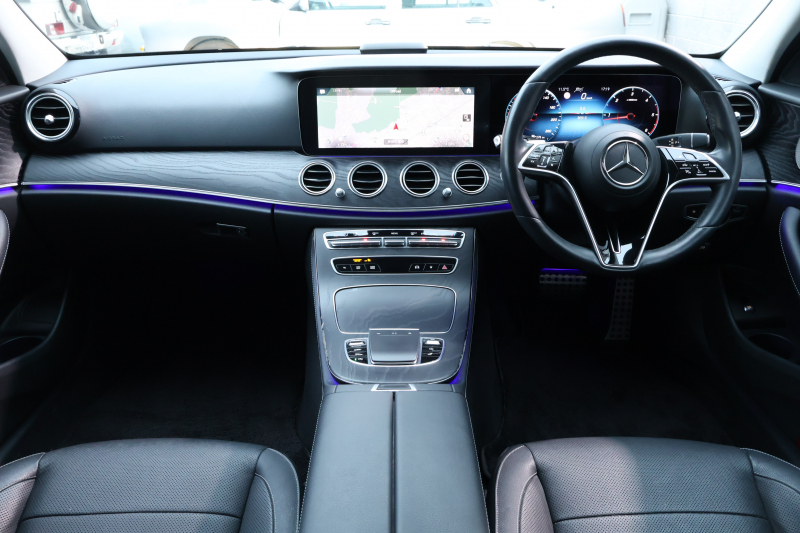 メルセデスベンツ Eクラス E220d 4MATIC ｵｰﾙﾃﾚｲﾝ　後期型 ｴｸｽｸﾙｰｼﾌﾞPKG ｴﾅｼﾞｬｲｼﾞﾝｸﾞPKG ﾚｰﾀﾞｰｾｰﾌﾃｨPKG ﾊﾟﾉﾗﾏSR ﾌﾞﾗｯｸ革 ｼｰﾄﾋｰﾀ ﾍﾞﾝﾁﾚｰﾀ 360°ｶﾒﾗ MBUX ARﾅﾋﾞｹﾞｰｼｮﾝ Burmester ﾜｲﾔﾚｽﾁｬｰｼﾞﾝｸﾞ HUD ｴｱｻｽ 純正19ｲﾝﾁAW　2年保証