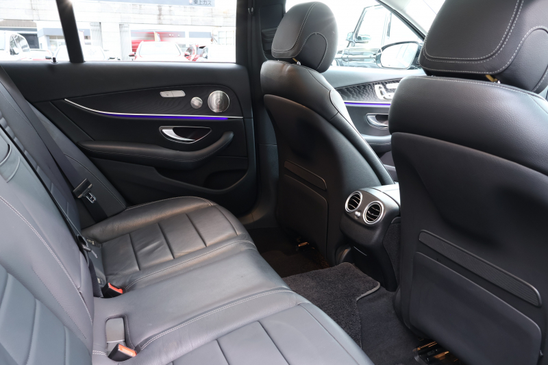 メルセデスベンツ Eクラス E220d 4MATIC ｵｰﾙﾃﾚｲﾝ　後期型 ｴｸｽｸﾙｰｼﾌﾞPKG ｴﾅｼﾞｬｲｼﾞﾝｸﾞPKG ﾚｰﾀﾞｰｾｰﾌﾃｨPKG ﾊﾟﾉﾗﾏSR ﾌﾞﾗｯｸ革 ｼｰﾄﾋｰﾀ ﾍﾞﾝﾁﾚｰﾀ 360°ｶﾒﾗ MBUX ARﾅﾋﾞｹﾞｰｼｮﾝ Burmester ﾜｲﾔﾚｽﾁｬｰｼﾞﾝｸﾞ HUD ｴｱｻｽ 純正19ｲﾝﾁAW　2年保証
