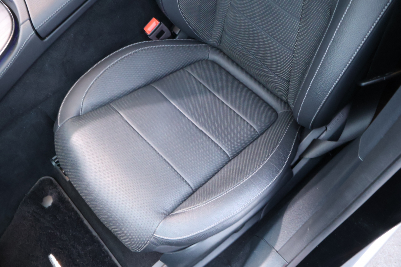 メルセデスベンツ Eクラス E220d 4MATIC ｵｰﾙﾃﾚｲﾝ　後期型 ｴｸｽｸﾙｰｼﾌﾞPKG ｴﾅｼﾞｬｲｼﾞﾝｸﾞPKG ﾚｰﾀﾞｰｾｰﾌﾃｨPKG ﾊﾟﾉﾗﾏSR ﾌﾞﾗｯｸ革 ｼｰﾄﾋｰﾀ ﾍﾞﾝﾁﾚｰﾀ 360°ｶﾒﾗ MBUX ARﾅﾋﾞｹﾞｰｼｮﾝ Burmester ﾜｲﾔﾚｽﾁｬｰｼﾞﾝｸﾞ HUD ｴｱｻｽ 純正19ｲﾝﾁAW　2年保証