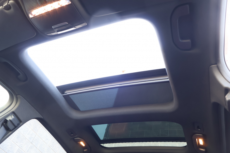 メルセデスベンツ GLC GLC220d 4MATIC AMGﾗｲﾝ　後期型 ﾚｻﾞｰｴｸｽｸﾙｰｼﾌﾞPKG ﾚｰﾀﾞｰｾｰﾌﾃｨPKG ｴｱﾊﾞﾗﾝｽPKG ﾊﾟﾉﾗﾏSR ｸﾗﾝﾍﾞﾘｰ赤革ｼｰﾄ 全席ｼｰﾄﾋｰﾀｰ MBUX 純正10.25ｲﾝﾁﾅﾋﾞ地ﾃﾞｼﾞ ｺｯｸﾋﾟｯﾄDisp 360°ｶﾒﾗ Burmester PTS 電動Rｹﾞｰﾄ HUD AMG19ｲﾝﾁAW　2年保証