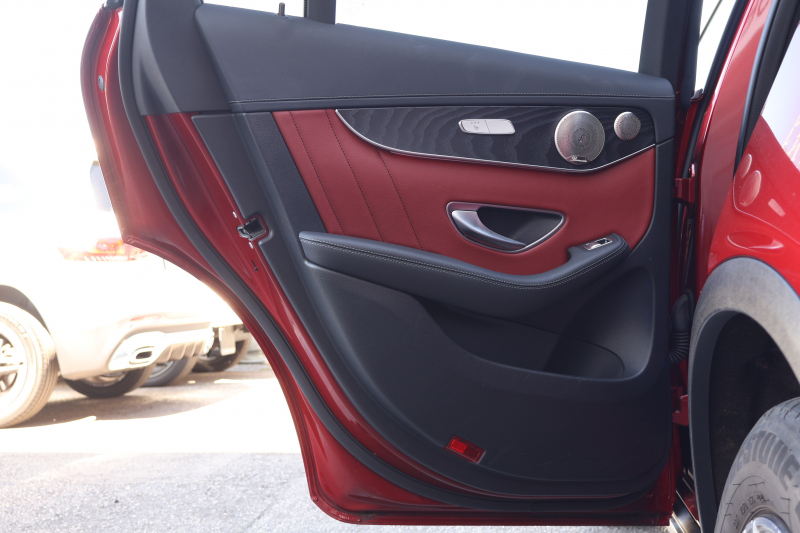 メルセデスベンツ GLC GLC220d 4MATIC AMGﾗｲﾝ　後期型 ﾚｻﾞｰｴｸｽｸﾙｰｼﾌﾞPKG ﾚｰﾀﾞｰｾｰﾌﾃｨPKG ｴｱﾊﾞﾗﾝｽPKG ﾊﾟﾉﾗﾏSR ｸﾗﾝﾍﾞﾘｰ赤革ｼｰﾄ 全席ｼｰﾄﾋｰﾀｰ MBUX 純正10.25ｲﾝﾁﾅﾋﾞ地ﾃﾞｼﾞ ｺｯｸﾋﾟｯﾄDisp 360°ｶﾒﾗ Burmester PTS 電動Rｹﾞｰﾄ HUD AMG19ｲﾝﾁAW　2年保証