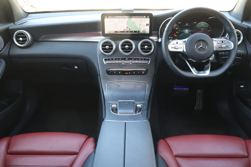 メルセデスベンツ GLC GLC220d 4MATIC AMGﾗｲﾝ　後期型 ﾚｻﾞｰｴｸｽｸﾙｰｼﾌﾞPKG ﾚｰﾀﾞｰｾｰﾌﾃｨPKG ｴｱﾊﾞﾗﾝｽPKG ﾊﾟﾉﾗﾏSR ｸﾗﾝﾍﾞﾘｰ赤革ｼｰﾄ 全席ｼｰﾄﾋｰﾀｰ MBUX 純正10.25ｲﾝﾁﾅﾋﾞ地ﾃﾞｼﾞ ｺｯｸﾋﾟｯﾄDisp 360°ｶﾒﾗ Burmester PTS 電動Rｹﾞｰﾄ HUD AMG19ｲﾝﾁAW　2年保証