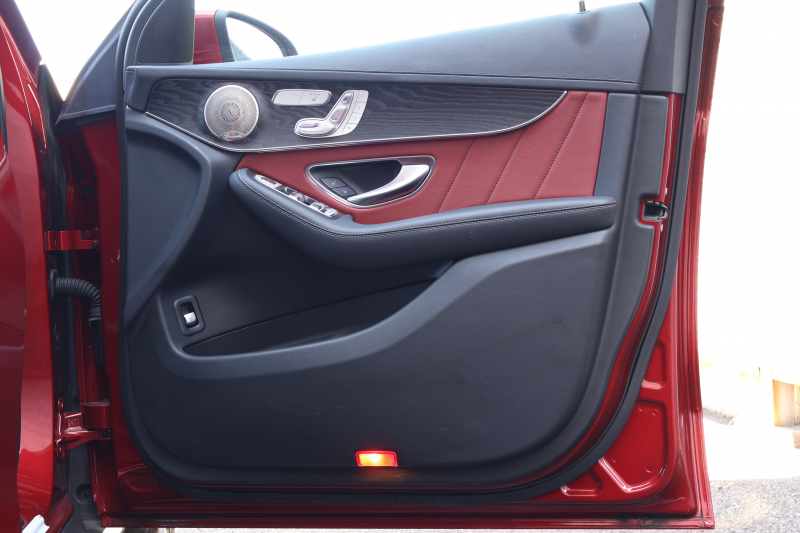 メルセデスベンツ GLC GLC220d 4MATIC AMGﾗｲﾝ　後期型 ﾚｻﾞｰｴｸｽｸﾙｰｼﾌﾞPKG ﾚｰﾀﾞｰｾｰﾌﾃｨPKG ｴｱﾊﾞﾗﾝｽPKG ﾊﾟﾉﾗﾏSR ｸﾗﾝﾍﾞﾘｰ赤革ｼｰﾄ 全席ｼｰﾄﾋｰﾀｰ MBUX 純正10.25ｲﾝﾁﾅﾋﾞ地ﾃﾞｼﾞ ｺｯｸﾋﾟｯﾄDisp 360°ｶﾒﾗ Burmester PTS 電動Rｹﾞｰﾄ HUD AMG19ｲﾝﾁAW　2年保証