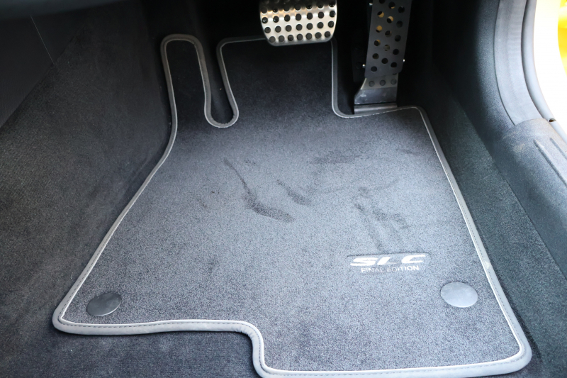 AMG SLC SLC43 ｽﾎﾟｰﾂ ﾌｧｲﾅﾙｴﾃﾞｨｼｮﾝ　特別仕様車  ﾚｰﾀﾞｰｾｰﾌﾃｨPKG ﾏｼﾞｯｸｽｶｲｺﾝﾄﾛｰﾙﾊﾞﾘｵR ﾌﾞﾗｯｸ/ｼﾙﾊﾞｰﾂｰﾄｰﾝ革 ｼｰﾄﾋｰﾀｰ ｴｱｽｶｰﾌ 純正ﾅﾋﾞ地ﾃﾞｼﾞ Bﾓﾆﾀｰ  LED AMGﾊﾟﾌｫｰﾏﾝｽｽﾃｱ AMG RIDE CONTROLｻｽﾍﾟﾝｼｮﾝ 専用AMG18AW　2年保証