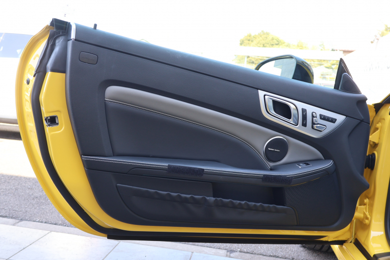 AMG SLC SLC43 ｽﾎﾟｰﾂ ﾌｧｲﾅﾙｴﾃﾞｨｼｮﾝ　特別仕様車  ﾚｰﾀﾞｰｾｰﾌﾃｨPKG ﾏｼﾞｯｸｽｶｲｺﾝﾄﾛｰﾙﾊﾞﾘｵR ﾌﾞﾗｯｸ/ｼﾙﾊﾞｰﾂｰﾄｰﾝ革 ｼｰﾄﾋｰﾀｰ ｴｱｽｶｰﾌ 純正ﾅﾋﾞ地ﾃﾞｼﾞ Bﾓﾆﾀｰ  LED AMGﾊﾟﾌｫｰﾏﾝｽｽﾃｱ AMG RIDE CONTROLｻｽﾍﾟﾝｼｮﾝ 専用AMG18AW　2年保証