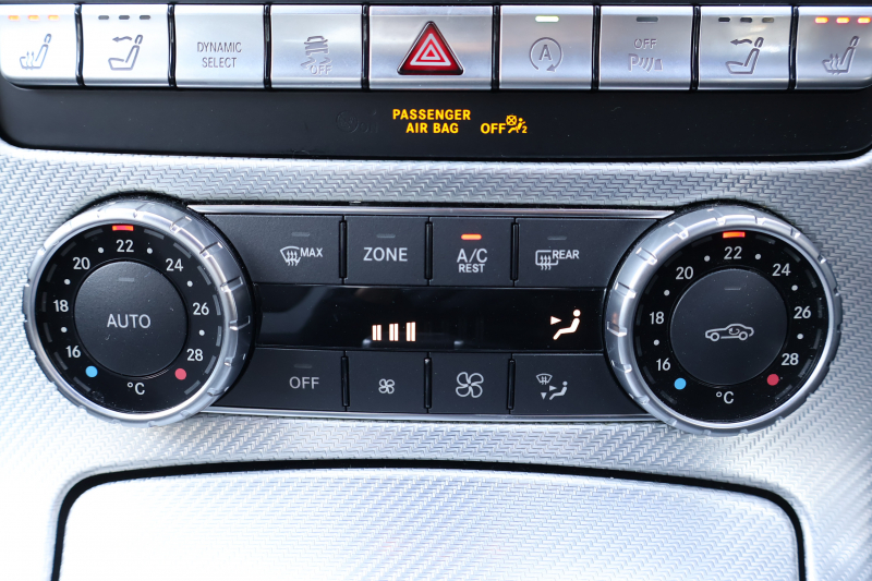 AMG SLC SLC43 ｽﾎﾟｰﾂ ﾌｧｲﾅﾙｴﾃﾞｨｼｮﾝ　特別仕様車  ﾚｰﾀﾞｰｾｰﾌﾃｨPKG ﾏｼﾞｯｸｽｶｲｺﾝﾄﾛｰﾙﾊﾞﾘｵR ﾌﾞﾗｯｸ/ｼﾙﾊﾞｰﾂｰﾄｰﾝ革 ｼｰﾄﾋｰﾀｰ ｴｱｽｶｰﾌ 純正ﾅﾋﾞ地ﾃﾞｼﾞ Bﾓﾆﾀｰ  LED AMGﾊﾟﾌｫｰﾏﾝｽｽﾃｱ AMG RIDE CONTROLｻｽﾍﾟﾝｼｮﾝ 専用AMG18AW　2年保証