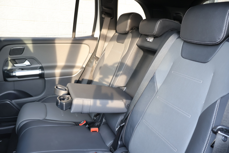 AMG GLB GLB35 4MATIC　AMGﾊﾟﾌｫｰﾏﾝｽPKG ｱﾄﾞﾊﾞﾝｽﾄﾞPKG ﾚｰﾀﾞｰｾｰﾌﾃｨPKG 1ｵｰﾅｰ ﾊﾟﾉﾗﾐｯｸSR 灰/黒革ｼｰﾄ ｼｰﾄﾋｰﾀｰ MBUX 10.25ｲﾝﾁﾅﾋﾞ地ﾃﾞｼﾞ 360度ｶﾒﾗ ﾌｯﾄﾄﾗﾝｸOP ﾜｲﾔﾚｽﾁｬｰｼﾞﾝｸﾞ HUD ﾃﾞｼﾞﾀﾙｲﾝﾅｰﾐﾗｰ AMG19AW　2年保証