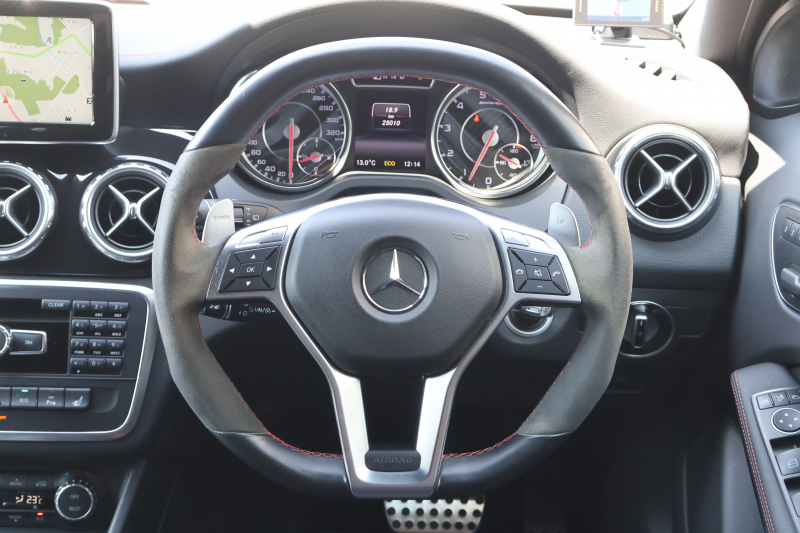 AMG GLA GLA45 AMG 4MATIC Edition1　特別仕様車 専用ｴｱﾛﾊﾟｰﾂ  専用ｻｲﾄﾞﾃﾞｶｰﾙ ﾚｰﾀﾞｰｾｰﾌﾃｨPKG AMGﾊﾟﾌｫｰﾏﾝｽｼｰﾄ AMGﾊﾟﾌｫｰﾏﾝｽｽﾃｱ ﾒﾓﾘｰ機能付ﾊﾟﾜｰｼｰﾄ ｼｰﾄﾋｰﾀｰ 純正ﾅﾋﾞ地ﾃﾞｼﾞ Bﾓﾆﾀｰ 電動Rｹﾞｰﾄ ｷｾﾉﾝﾍｯﾄﾞ PTS AMG20AW　2年保証