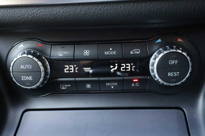 AMG GLA GLA45 AMG 4MATIC Edition1　特別仕様車 専用ｴｱﾛﾊﾟｰﾂ  専用ｻｲﾄﾞﾃﾞｶｰﾙ ﾚｰﾀﾞｰｾｰﾌﾃｨPKG AMGﾊﾟﾌｫｰﾏﾝｽｼｰﾄ AMGﾊﾟﾌｫｰﾏﾝｽｽﾃｱ ﾒﾓﾘｰ機能付ﾊﾟﾜｰｼｰﾄ ｼｰﾄﾋｰﾀｰ 純正ﾅﾋﾞ地ﾃﾞｼﾞ Bﾓﾆﾀｰ 電動Rｹﾞｰﾄ ｷｾﾉﾝﾍｯﾄﾞ PTS AMG20AW　2年保証