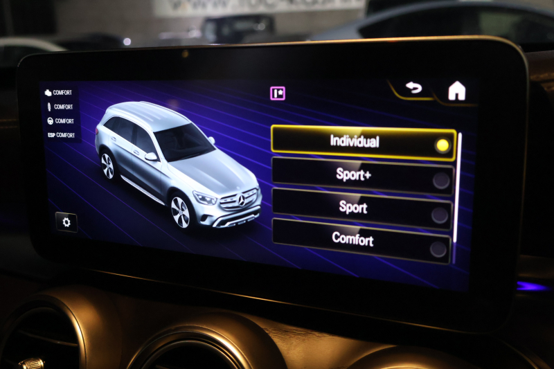 メルセデスベンツ GLC GLC220d 4MATIC AMGﾗｲﾝ　後期型 ﾚｻﾞｰｴｸｽｸﾙｰｼﾌﾞPKG ﾚｰﾀﾞｰｾｰﾌﾃｨPKG ｴｱﾊﾞﾗﾝｽPKG ﾊﾟﾉﾗﾏSR 黒革ｼｰﾄ ｼｰﾄﾋｰﾀ ﾍﾞﾝﾁﾚｰﾀ MBUX 純正10.25ｲﾝﾁﾅﾋﾞ地ﾃﾞｼﾞ ｺｯｸﾋﾟｯﾄDisp 360°ｶﾒﾗ Burmester PTS 電動Rｹﾞｰﾄ HUD AMG19ｲﾝﾁAW　2年保証