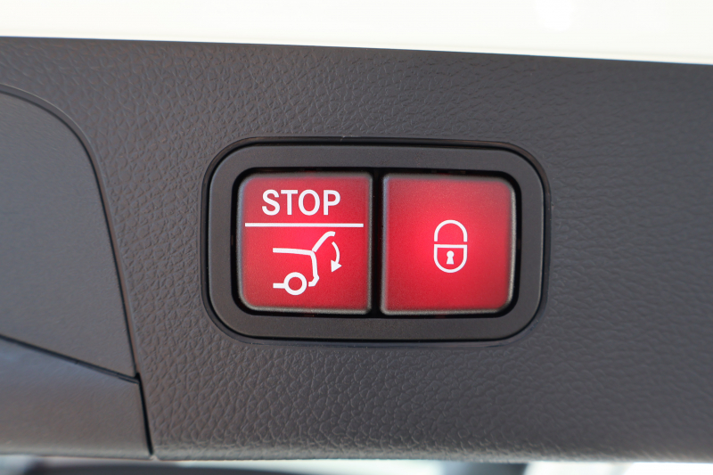 メルセデスベンツ GLC GLC220d 4MATIC AMGﾗｲﾝ　後期型 ﾚｻﾞｰｴｸｽｸﾙｰｼﾌﾞPKG ﾚｰﾀﾞｰｾｰﾌﾃｨPKG ｴｱﾊﾞﾗﾝｽPKG ﾊﾟﾉﾗﾏSR 黒革ｼｰﾄ ｼｰﾄﾋｰﾀ ﾍﾞﾝﾁﾚｰﾀ MBUX 純正10.25ｲﾝﾁﾅﾋﾞ地ﾃﾞｼﾞ ｺｯｸﾋﾟｯﾄDisp 360°ｶﾒﾗ Burmester PTS 電動Rｹﾞｰﾄ HUD AMG19ｲﾝﾁAW　2年保証