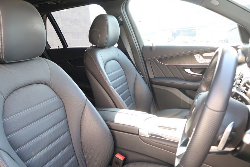 メルセデスベンツ GLC GLC220d 4MATIC AMGﾗｲﾝ　後期型 ﾚｻﾞｰｴｸｽｸﾙｰｼﾌﾞPKG ﾚｰﾀﾞｰｾｰﾌﾃｨPKG ｴｱﾊﾞﾗﾝｽPKG ﾊﾟﾉﾗﾏSR 黒革ｼｰﾄ ｼｰﾄﾋｰﾀ ﾍﾞﾝﾁﾚｰﾀ MBUX 純正10.25ｲﾝﾁﾅﾋﾞ地ﾃﾞｼﾞ ｺｯｸﾋﾟｯﾄDisp 360°ｶﾒﾗ Burmester PTS 電動Rｹﾞｰﾄ HUD AMG19ｲﾝﾁAW　2年保証