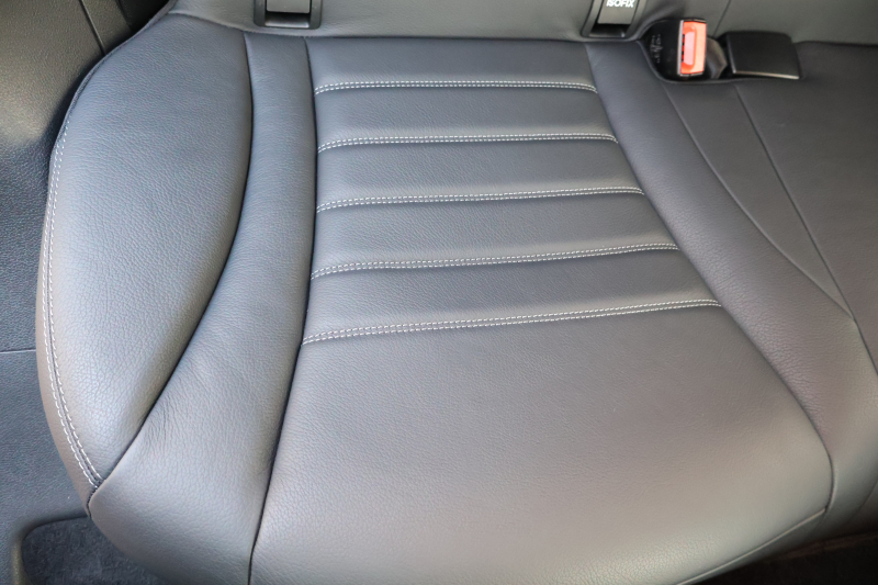 メルセデスベンツ GLCクーペ GLC220d 4MATIC ｸｰﾍﾟ AMGﾗｲﾝ　後期型 ﾚｻﾞｰｴｸｽｸﾙｰｼﾌﾞPKG ﾚｰﾀﾞｰｾｰﾌﾃｨPKG ｴｱﾊﾞﾗﾝｽPKG ｶﾞﾗｽSR 黒革 ｼｰﾄﾋｰﾀ ﾍﾞﾝﾁﾚｰﾀ MBUX 純正10.25ｲﾝﾁﾅﾋﾞ地ﾃﾞｼﾞ ｺｯｸﾋﾟｯﾄDisp 360°ｶﾒﾗ Burmester 電動Rｹﾞｰﾄ HUD AMG19ｲﾝﾁAW　2年保証