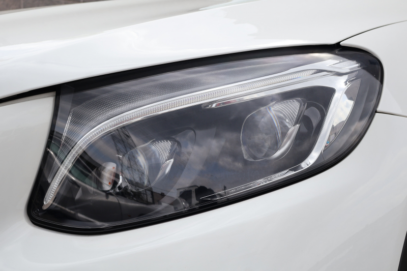 メルセデスベンツ GLC GLC220d 4MATIC ｽﾎﾟｰﾂ(本革仕様)　AMGｽﾀｲﾘﾝｸﾞPKG ｴｱﾊﾞﾗﾝｽPKG ﾚｰﾀﾞｰｾｰﾌﾃｨPKG  ﾊﾟﾉﾗﾐｯｸSR 黒革ｼｰﾄ ｼｰﾄﾋｰﾀｰ ｷｰﾚｽGO 純正ﾅﾋﾞ地ﾃﾞｼﾞ 360度ｶﾒﾗｼｽﾃﾑ Burmester  電動Rｹﾞｰﾄ ﾌｯﾄﾄﾗﾝｸOP LEDﾍｯﾄﾞﾗｲﾄ PTS AMG19ｲﾝﾁAW　2年保証