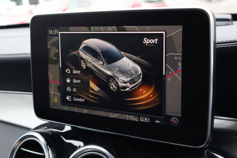 メルセデスベンツ GLC GLC220d 4MATIC ｽﾎﾟｰﾂ(本革仕様)　AMGｽﾀｲﾘﾝｸﾞPKG ｴｱﾊﾞﾗﾝｽPKG ﾚｰﾀﾞｰｾｰﾌﾃｨPKG  ﾊﾟﾉﾗﾐｯｸSR 黒革ｼｰﾄ ｼｰﾄﾋｰﾀｰ ｷｰﾚｽGO 純正ﾅﾋﾞ地ﾃﾞｼﾞ 360度ｶﾒﾗｼｽﾃﾑ Burmester  電動Rｹﾞｰﾄ ﾌｯﾄﾄﾗﾝｸOP LEDﾍｯﾄﾞﾗｲﾄ PTS AMG19ｲﾝﾁAW　2年保証