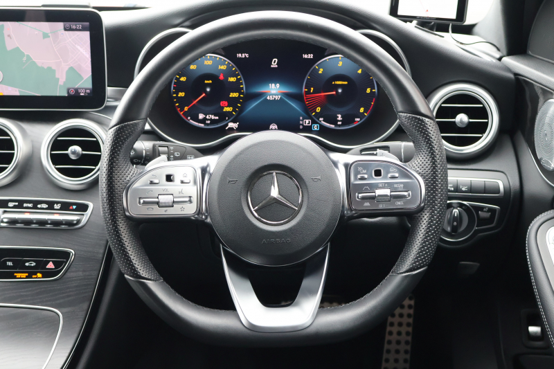 メルセデスベンツ Cクラス C220d ｽﾃｰｼｮﾝﾜｺﾞﾝ AMGﾗｲﾝ 　後期型 ﾚｻﾞｰｴｸｽｸﾙｰｼﾌﾞPKG ﾚｰﾀﾞｰｾｰﾌﾃｨPKG ﾊﾟﾉﾗﾐｯｸSR 黒革 ｼｰﾄﾋｰﾀｰ 純正10.25ｲﾝﾁﾅﾋﾞ地ﾃﾞｼﾞ ｺｯｸﾋﾟｯﾄDisp AppleCarPlay Burmester 電動Rｹﾞｰﾄ ﾌｯﾄﾄﾗﾝｸOP HUD AMG18ｲﾝﾁAW　2年保証