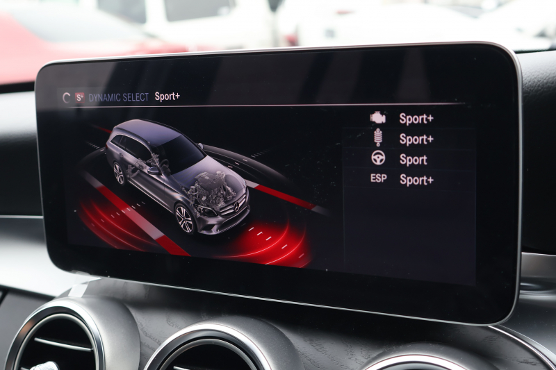 メルセデスベンツ Cクラス C220d ｽﾃｰｼｮﾝﾜｺﾞﾝ AMGﾗｲﾝ 　後期型 ﾚｻﾞｰｴｸｽｸﾙｰｼﾌﾞPKG ﾚｰﾀﾞｰｾｰﾌﾃｨPKG ﾊﾟﾉﾗﾐｯｸSR 黒革 ｼｰﾄﾋｰﾀｰ 純正10.25ｲﾝﾁﾅﾋﾞ地ﾃﾞｼﾞ ｺｯｸﾋﾟｯﾄDisp AppleCarPlay Burmester 電動Rｹﾞｰﾄ ﾌｯﾄﾄﾗﾝｸOP HUD AMG18ｲﾝﾁAW　2年保証