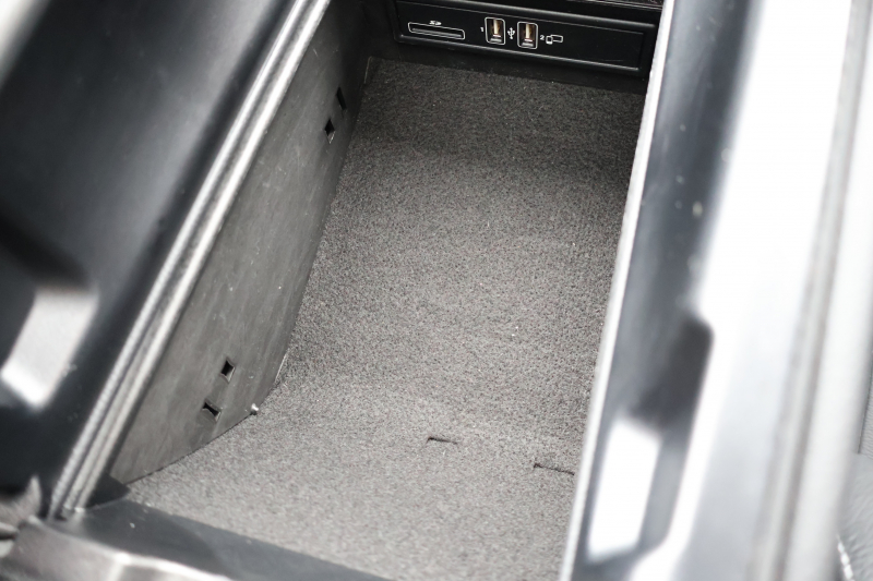 メルセデスベンツ Cクラス C220d ｽﾃｰｼｮﾝﾜｺﾞﾝ AMGﾗｲﾝ 　後期型 ﾚｻﾞｰｴｸｽｸﾙｰｼﾌﾞPKG ﾚｰﾀﾞｰｾｰﾌﾃｨPKG ﾊﾟﾉﾗﾐｯｸSR 黒革 ｼｰﾄﾋｰﾀｰ 純正10.25ｲﾝﾁﾅﾋﾞ地ﾃﾞｼﾞ ｺｯｸﾋﾟｯﾄDisp AppleCarPlay Burmester 電動Rｹﾞｰﾄ ﾌｯﾄﾄﾗﾝｸOP HUD AMG18ｲﾝﾁAW　2年保証