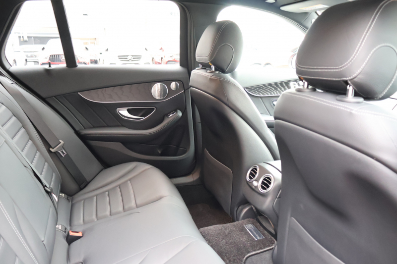 メルセデスベンツ Cクラス C220d ｽﾃｰｼｮﾝﾜｺﾞﾝ AMGﾗｲﾝ 　後期型 ﾚｻﾞｰｴｸｽｸﾙｰｼﾌﾞPKG ﾚｰﾀﾞｰｾｰﾌﾃｨPKG ﾊﾟﾉﾗﾐｯｸSR 黒革 ｼｰﾄﾋｰﾀｰ 純正10.25ｲﾝﾁﾅﾋﾞ地ﾃﾞｼﾞ ｺｯｸﾋﾟｯﾄDisp AppleCarPlay Burmester 電動Rｹﾞｰﾄ ﾌｯﾄﾄﾗﾝｸOP HUD AMG18ｲﾝﾁAW　2年保証