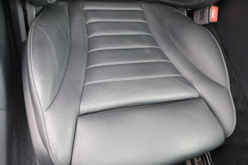 メルセデスベンツ Cクラス C220d ｽﾃｰｼｮﾝﾜｺﾞﾝ AMGﾗｲﾝ 　後期型 ﾚｻﾞｰｴｸｽｸﾙｰｼﾌﾞPKG ﾚｰﾀﾞｰｾｰﾌﾃｨPKG ﾊﾟﾉﾗﾐｯｸSR 黒革 ｼｰﾄﾋｰﾀｰ 純正10.25ｲﾝﾁﾅﾋﾞ地ﾃﾞｼﾞ ｺｯｸﾋﾟｯﾄDisp AppleCarPlay Burmester 電動Rｹﾞｰﾄ ﾌｯﾄﾄﾗﾝｸOP HUD AMG18ｲﾝﾁAW　2年保証