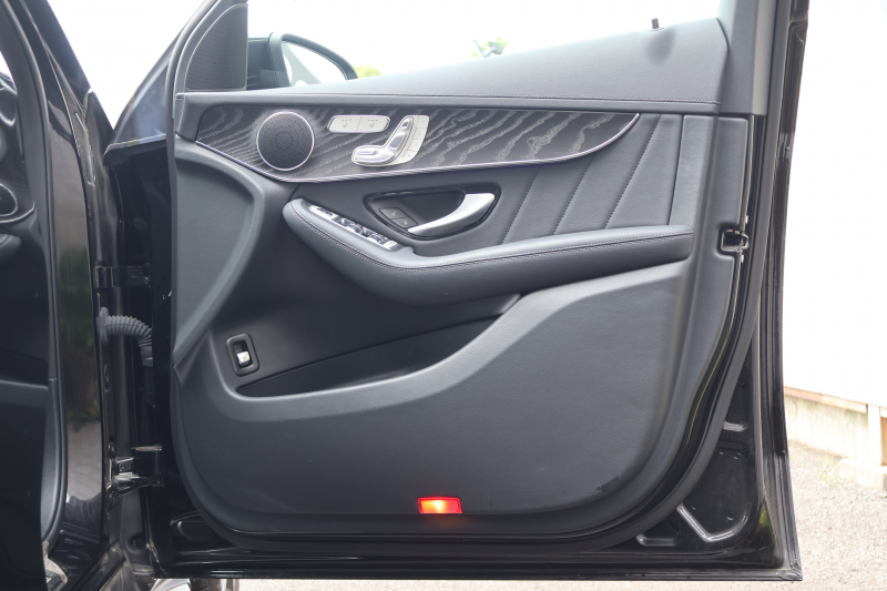 メルセデスベンツ GLC GLC220d 4MATIC AMGﾗｲﾝ　後期型 ﾚｻﾞｰｴｸｽｸﾙｰｼﾌﾞPKG ﾚｰﾀﾞｰｾｰﾌﾃｨPKG ｴｱﾊﾞﾗﾝｽPKG ﾊﾟﾉﾗﾏSR 1ｵｰﾅｰ 黒革ｼｰﾄ ｼｰﾄﾋｰﾀ ﾍﾞﾝﾁﾚｰﾀ MBUX 純正10.25ｲﾝﾁﾅﾋﾞ地ﾃﾞｼﾞ ｺｯｸﾋﾟｯﾄDisp 360°ｶﾒﾗ PTS 電動Rｹﾞｰﾄ HUD AMG19ｲﾝﾁAW　2年保証
