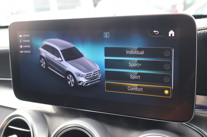 メルセデスベンツ GLC GLC220d 4MATIC AMGﾗｲﾝ　後期型 ﾚｻﾞｰｴｸｽｸﾙｰｼﾌﾞPKG ﾚｰﾀﾞｰｾｰﾌﾃｨPKG ｴｱﾊﾞﾗﾝｽPKG ﾊﾟﾉﾗﾏSR 1ｵｰﾅｰ 黒革ｼｰﾄ ｼｰﾄﾋｰﾀ ﾍﾞﾝﾁﾚｰﾀ MBUX 純正10.25ｲﾝﾁﾅﾋﾞ地ﾃﾞｼﾞ ｺｯｸﾋﾟｯﾄDisp 360°ｶﾒﾗ PTS 電動Rｹﾞｰﾄ HUD AMG19ｲﾝﾁAW　2年保証
