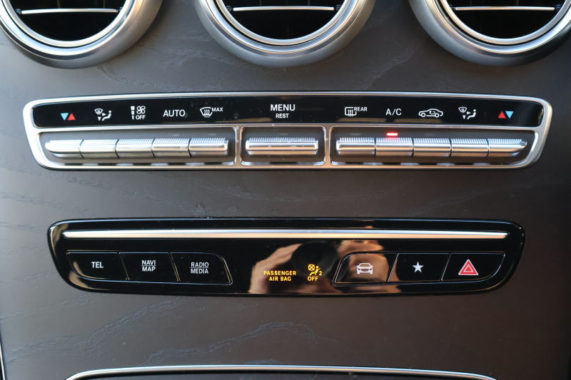 メルセデスベンツ GLCクーペ GLC300 4MATIC ｸｰﾍﾟ AMGﾗｲﾝ　後期型 ﾚｻﾞｰｴｸｽｸﾙｰｼﾌﾞPKG ﾚｰﾀﾞｰｾｰﾌﾃｨPKG ｴｱﾊﾞﾗﾝｽPKG 1ｵｰﾅｰ ｶﾞﾗｽSR 黒革 ｼｰﾄﾋｰﾀ ﾍﾞﾝﾁﾚｰﾀ 純正10.25ｲﾝﾁﾅﾋﾞ地ﾃﾞｼﾞ ｺｯｸﾋﾟｯﾄDisp 360°ｶﾒﾗ Burmester 電動Rｹﾞｰﾄ HUD AMG20ｲﾝﾁAW　2年保証