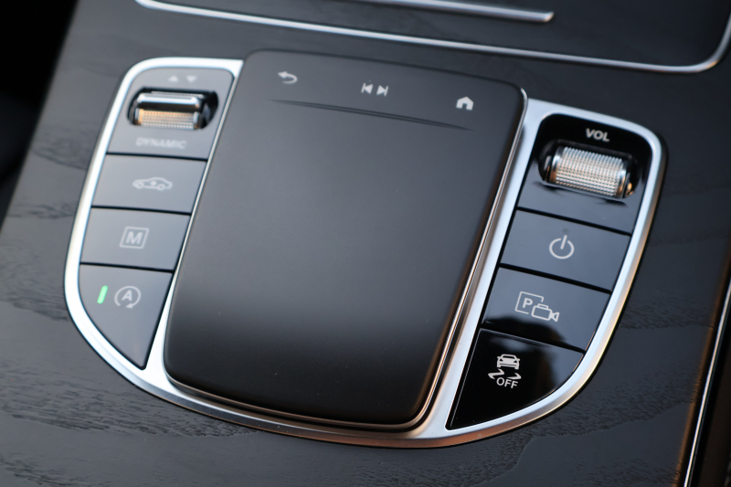 メルセデスベンツ GLCクーペ GLC300 4MATIC ｸｰﾍﾟ AMGﾗｲﾝ　後期型 ﾚｻﾞｰｴｸｽｸﾙｰｼﾌﾞPKG ﾚｰﾀﾞｰｾｰﾌﾃｨPKG ｴｱﾊﾞﾗﾝｽPKG 1ｵｰﾅｰ ｶﾞﾗｽSR 黒革 ｼｰﾄﾋｰﾀ ﾍﾞﾝﾁﾚｰﾀ 純正10.25ｲﾝﾁﾅﾋﾞ地ﾃﾞｼﾞ ｺｯｸﾋﾟｯﾄDisp 360°ｶﾒﾗ Burmester 電動Rｹﾞｰﾄ HUD AMG20ｲﾝﾁAW　2年保証