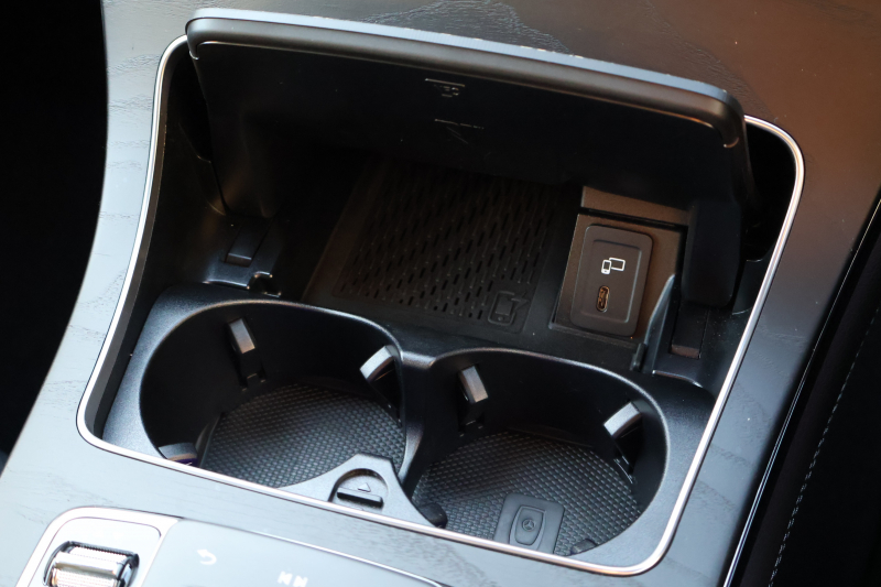 メルセデスベンツ GLCクーペ GLC300 4MATIC ｸｰﾍﾟ AMGﾗｲﾝ　後期型 ﾚｻﾞｰｴｸｽｸﾙｰｼﾌﾞPKG ﾚｰﾀﾞｰｾｰﾌﾃｨPKG ｴｱﾊﾞﾗﾝｽPKG 1ｵｰﾅｰ ｶﾞﾗｽSR 黒革 ｼｰﾄﾋｰﾀ ﾍﾞﾝﾁﾚｰﾀ 純正10.25ｲﾝﾁﾅﾋﾞ地ﾃﾞｼﾞ ｺｯｸﾋﾟｯﾄDisp 360°ｶﾒﾗ Burmester 電動Rｹﾞｰﾄ HUD AMG20ｲﾝﾁAW　2年保証