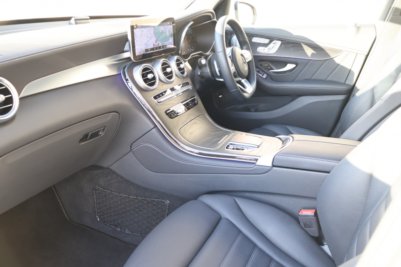 メルセデスベンツ GLCクーペ GLC300 4MATIC ｸｰﾍﾟ AMGﾗｲﾝ　後期型 ﾚｻﾞｰｴｸｽｸﾙｰｼﾌﾞPKG ﾚｰﾀﾞｰｾｰﾌﾃｨPKG ｴｱﾊﾞﾗﾝｽPKG 1ｵｰﾅｰ ｶﾞﾗｽSR 黒革 ｼｰﾄﾋｰﾀ ﾍﾞﾝﾁﾚｰﾀ 純正10.25ｲﾝﾁﾅﾋﾞ地ﾃﾞｼﾞ ｺｯｸﾋﾟｯﾄDisp 360°ｶﾒﾗ Burmester 電動Rｹﾞｰﾄ HUD AMG20ｲﾝﾁAW　2年保証