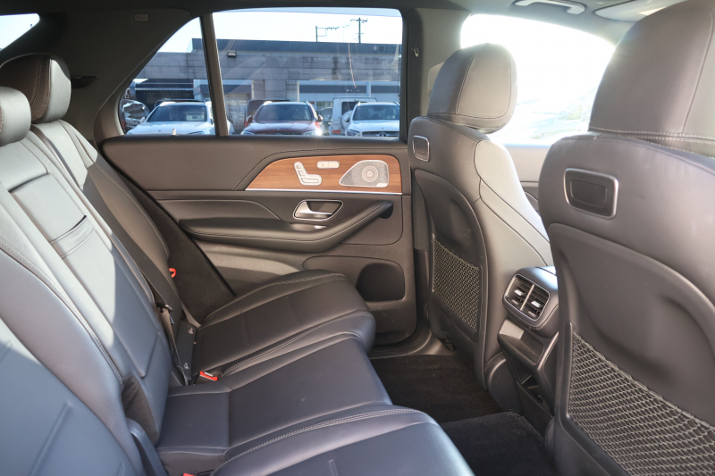 メルセデスベンツ GLE GLE450 4MATIC ｽﾎﾟｰﾂ(ISG搭載ﾓﾃﾞﾙ)　ﾚｻﾞｰｴｸｽｸﾙｰｼﾌﾞPKG AMGｽﾀｲﾘﾝｸﾞPKG ﾚｰﾀﾞｰｾｰﾌﾃｨPKG  ﾊﾟﾉﾗﾏSR 黒ﾅｯﾊﾟ革 ｼｰﾄﾋｰﾀｰ ﾍﾞﾝﾁﾚｰﾀｰ MBUX純正12.3ｲﾝﾁﾅﾋﾞTV 360°ｶﾒﾗ Burmester 温冷機能付ｶｯﾌﾟﾎﾙﾀﾞｰ HUD ﾏﾙﾁﾋﾞｰﾑLED AMG20ｲﾝﾁAW　2年保証