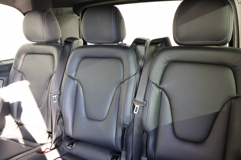 メルセデスベンツ Vクラス V220d ｽﾎﾟｰﾂ ﾛﾝｸﾞ　AMGﾃﾞｻﾞｲﾝｴｸｽﾃﾘｱ ﾚｰﾀﾞｰｾｰﾌﾃｨPKG 1ｵｰﾅｰ ﾊﾟﾉﾗﾏSR 黒革ｼｰﾄ  ｼｰﾄﾋｰﾀ 純正ﾅﾋﾞ地ﾃﾞｼﾞ 360度ｶﾒﾗ Burmesterｻﾗｳﾝﾄﾞ 電動Rｹﾞｰﾄ 電動ﾃﾞｭｱﾙｽﾗｲﾄﾞﾄﾞｱ Rﾓﾆﾀｰ  AMG19ｲﾝﾁAW　2年保証