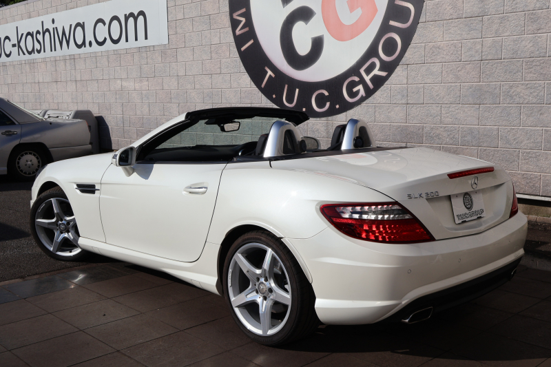メルセデスベンツ SLKクラス SLK200 ｴｸｽｸﾙｰｼﾌﾞ　AMGｽﾎﾟｰﾂPKG ﾀﾞｲﾅﾐｯｸﾊﾝﾄﾞﾘﾝｸﾞPKG ﾚｰﾀﾞｰｾｰﾌﾃｨPKG ﾏｼﾞｯｸｽｶｲｺﾝﾄﾛｰﾙﾊﾞﾘｵR 黒革ｼｰﾄ ｼｰﾄﾋｰﾀｰ ｴｱｽｶｰﾌ 純正ﾅﾋﾞ地ﾃﾞｼﾞ ECOｽﾀｰﾄｽﾄｯﾌﾟ ｷｾﾉﾝﾍｯﾄﾞ AMG18AW　2年保証