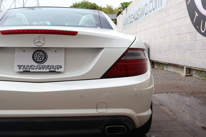 メルセデスベンツ SLKクラス SLK200 ｶｰﾎﾞﾝﾙｯｸｴﾃﾞｨｼｮﾝ　限定100台 AMGｽﾎﾟｰﾂPKG ﾚｰﾀﾞｰｾｰﾌﾃｨPKG ﾏｼﾞｯｸｽｶｲｺﾝﾄﾛｰﾙﾊﾞﾘｵR 専用ﾅｯﾊﾟ革ｼｰﾄ ｼｰﾄﾋｰﾀｰ 純正ﾅﾋﾞ地ﾃﾞｼﾞ ECOｽﾄｯﾌﾟ ｷｾﾉﾝﾍｯﾄﾞ ｶｰﾎﾞﾝｲﾝﾃﾘｱ AMG18AW　2年保証