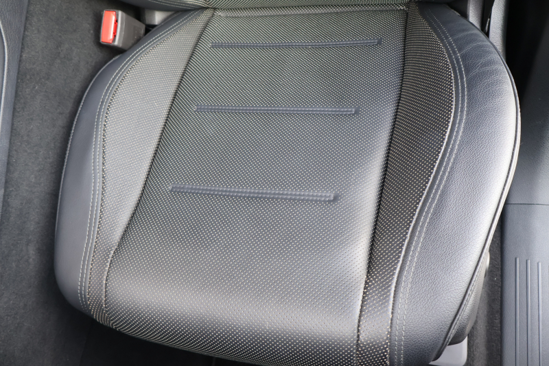 メルセデスベンツ GLE GLE450 4MATIC ｽﾎﾟｰﾂ(ISG搭載ﾓﾃﾞﾙ)　ﾚｻﾞｰｴｸｽｸﾙｰｼﾌﾞPKG AMGｽﾀｲﾘﾝｸﾞPKG ﾚｰﾀﾞｰｾｰﾌﾃｨPKG  ﾊﾟﾉﾗﾏSR 黒ﾅｯﾊﾟ革 ｼｰﾄﾋｰﾀｰ ﾍﾞﾝﾁﾚｰﾀｰ MBUX純正12.3ｲﾝﾁﾅﾋﾞTV 360°ｶﾒﾗ Burmester 温冷機能付ｶｯﾌﾟﾎﾙﾀﾞｰ HUD ﾏﾙﾁﾋﾞｰﾑLED AMG20ｲﾝﾁAW　2年保証